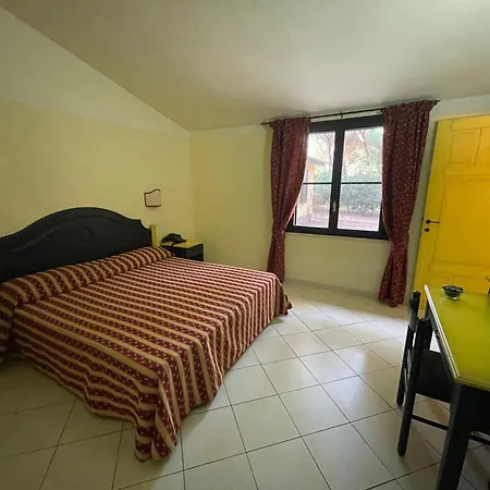 Apart Otel Ala Birdi Arborea